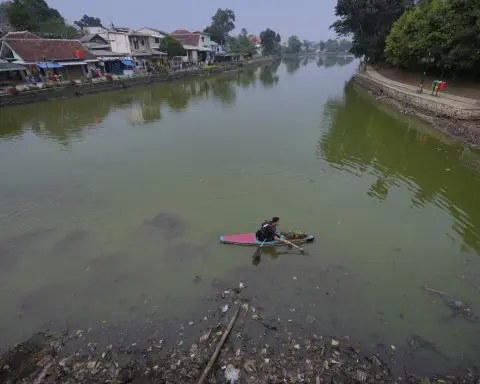 Indonesia's youth clean up trash from waterways, but more permanent solutions are still elusive