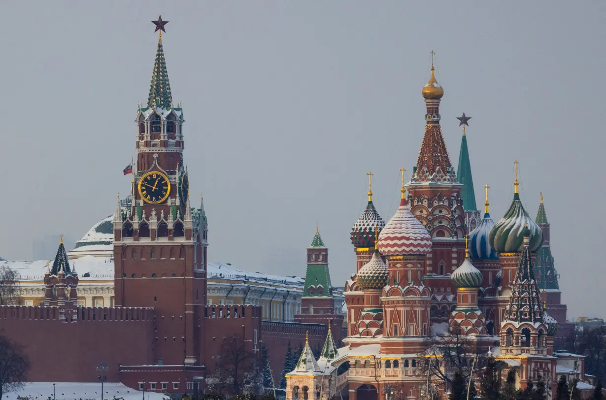 FILE PHOTO: Frosty weather in Moscow