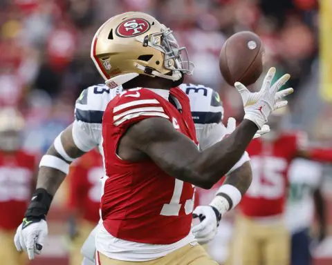 Samuel scores 2 TDs, Purdy throws for career-best 368 yards as 49ers beat Seahawks 28-16