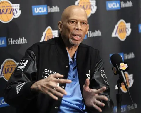 Kareem Abdul-Jabbar faces 3 months of recovery after surgery for broken hip