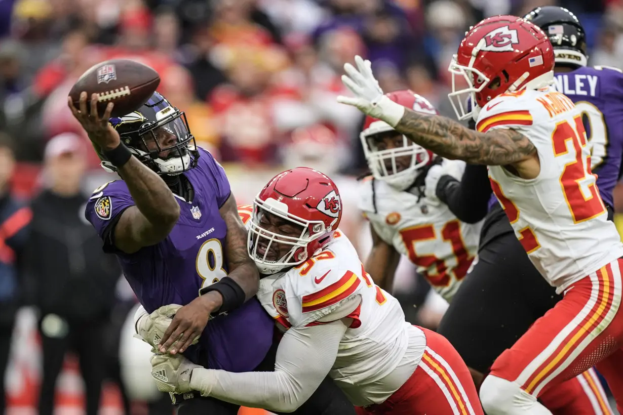 Chiefs' Chris Jones gambled on himself this season and is taking his wins all the way to the bank