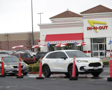 In-N-Out to close Oakland, California restaurant due to wave of car break-ins, armed robberies