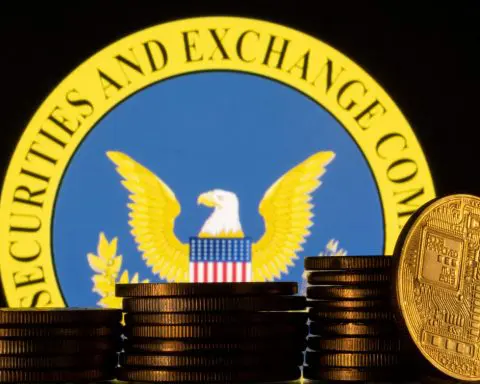 U.S. spot bitcoin ETFs could win approval next week after last-minute application updates