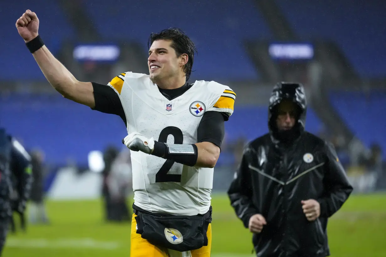 Steelers are sticking with QB Mason Rudolph's 'hot hand' for their playoff trip to Buffalo