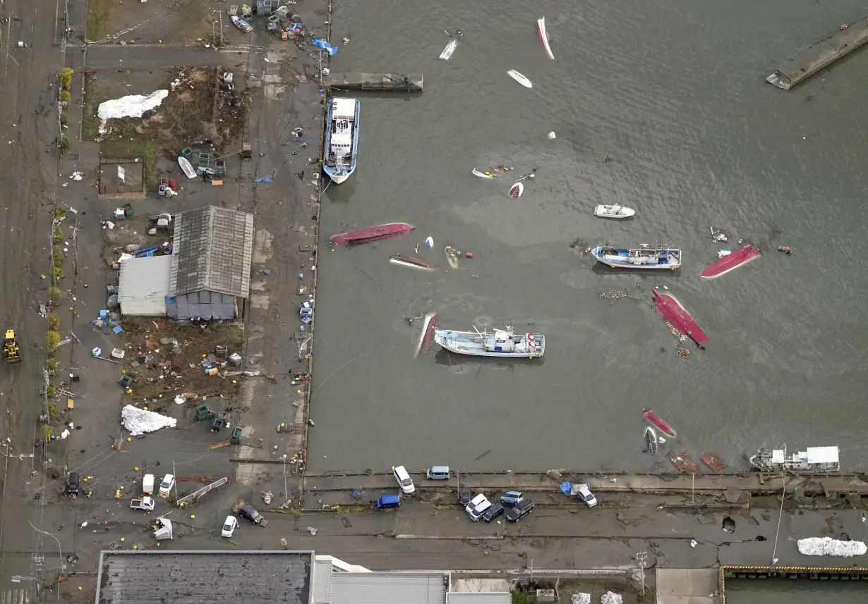 Japan quake toll rises to 55 with many trapped under possibly thousands of homes