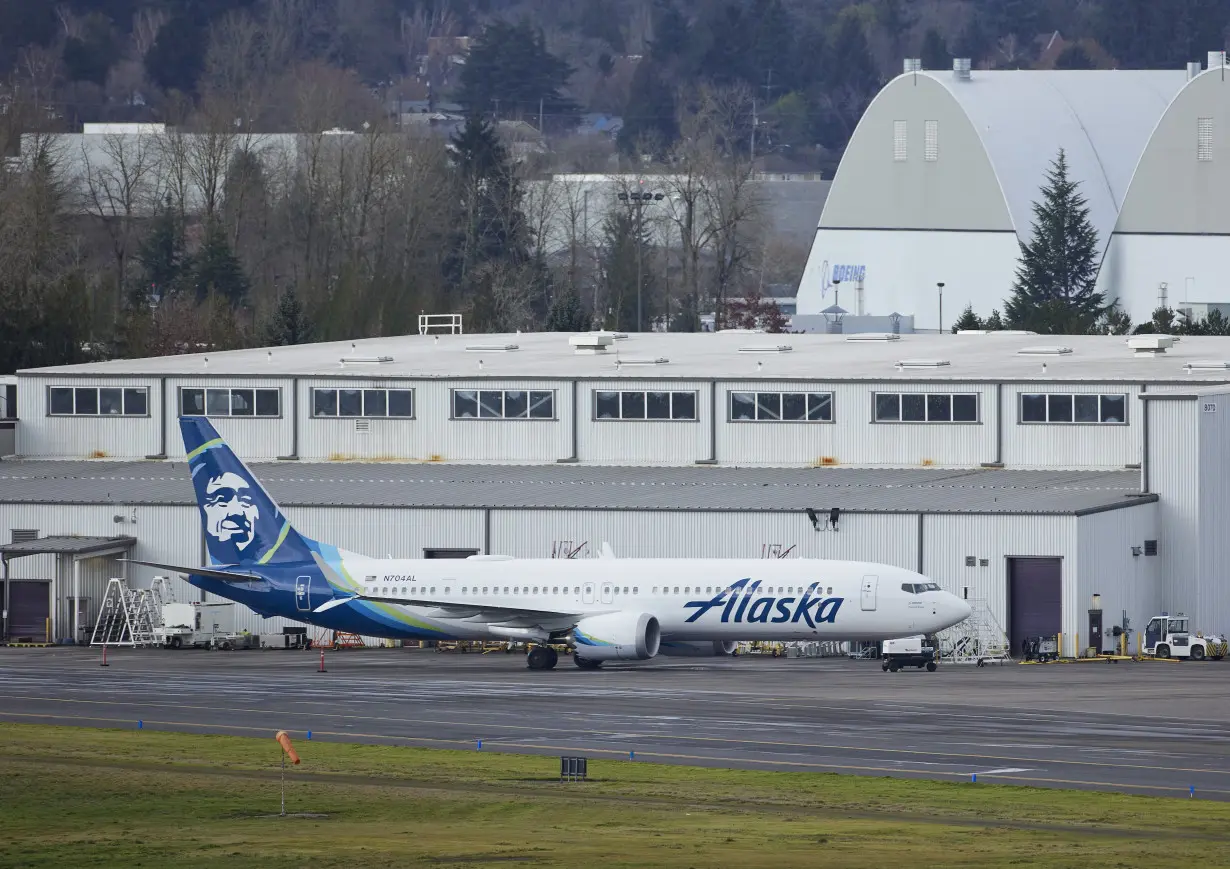 Boeing Plane Emergency Landing