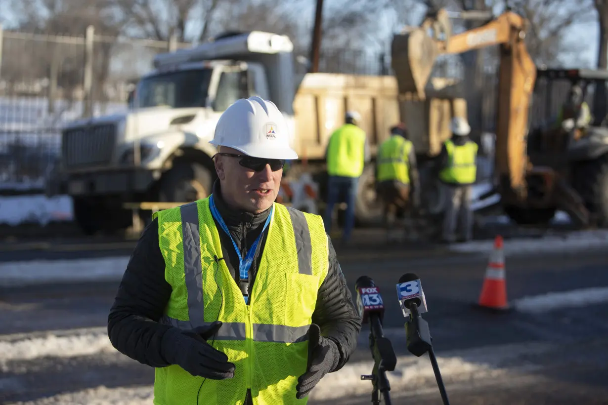 Memphis residents endure day 4 of water problems as freezing weather bursts pipes across the South