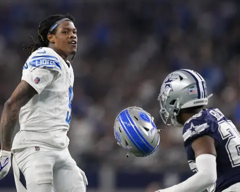 Cowboys deny Lions on 2-point try for 20-19 win to extend home win streak to 16
