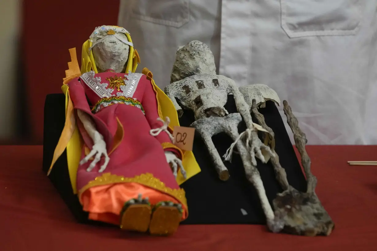 Peru Seized Dolls