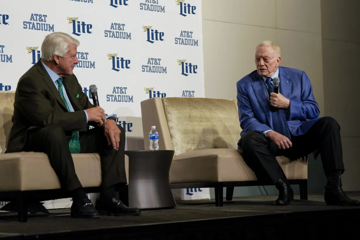 Jimmy Johnson joins Cowboys' ring of honor 30 years after ugly split with Jerry Jones