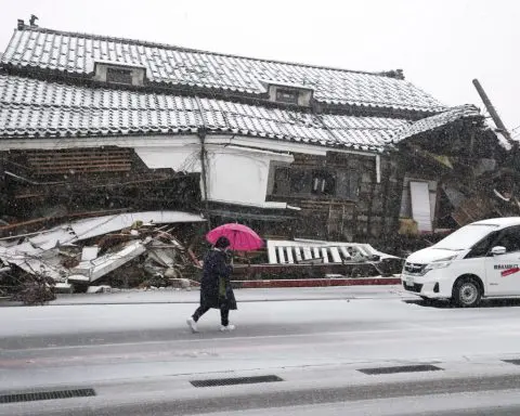 Snow hinders rescues and aid deliveries to isolated communities after Japan quakes kill 161 people