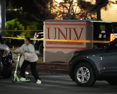 Shootout with UNLV gunman heard in new Las Vegas police body camera video