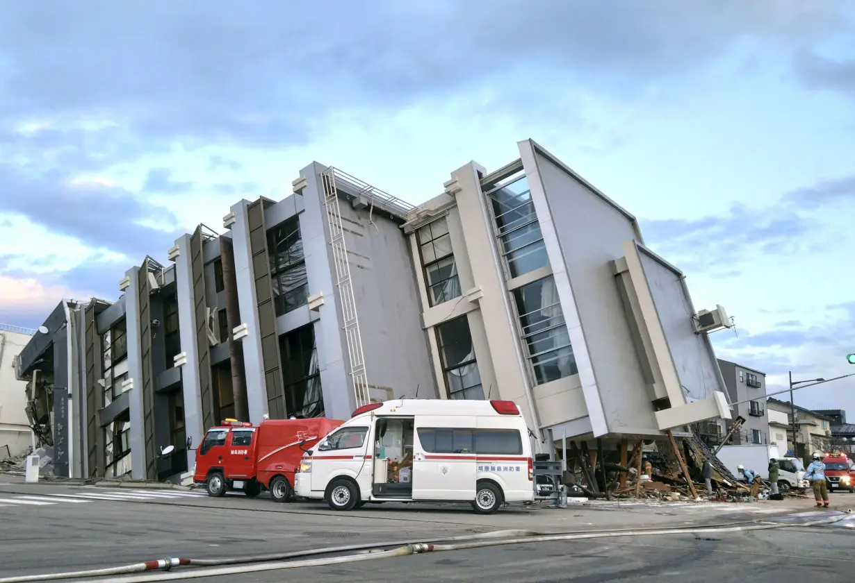 Japan quake toll rises to 55 with many trapped under possibly thousands of homes