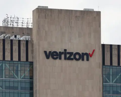 Verizon to incur $5.8 billion impairment charge in fourth quarter