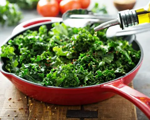 Looking Beyond the Hype: What the Evidence Really Says About Kale