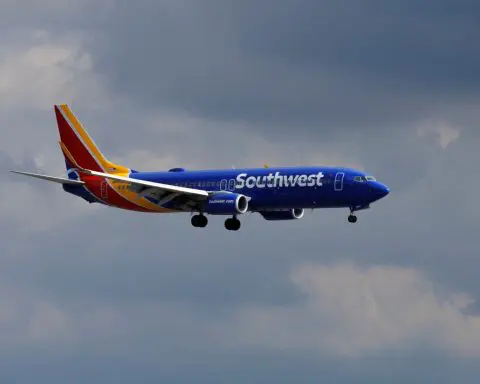 Southwest Airlines not looking to shift to Airbus aircraft, still want Boeing MAX 7s