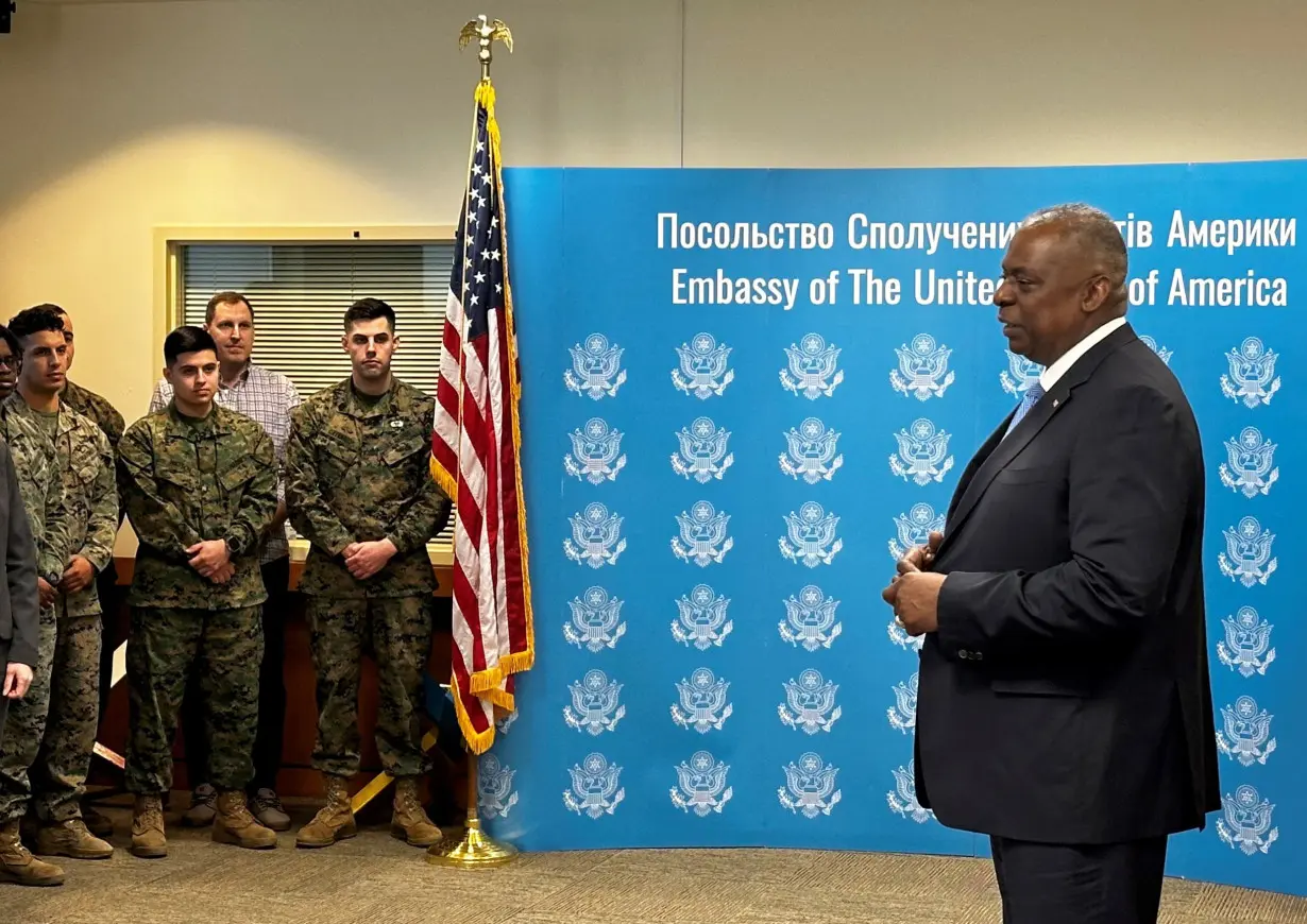 U.S. Secretary of Defense Austin visits Kyiv