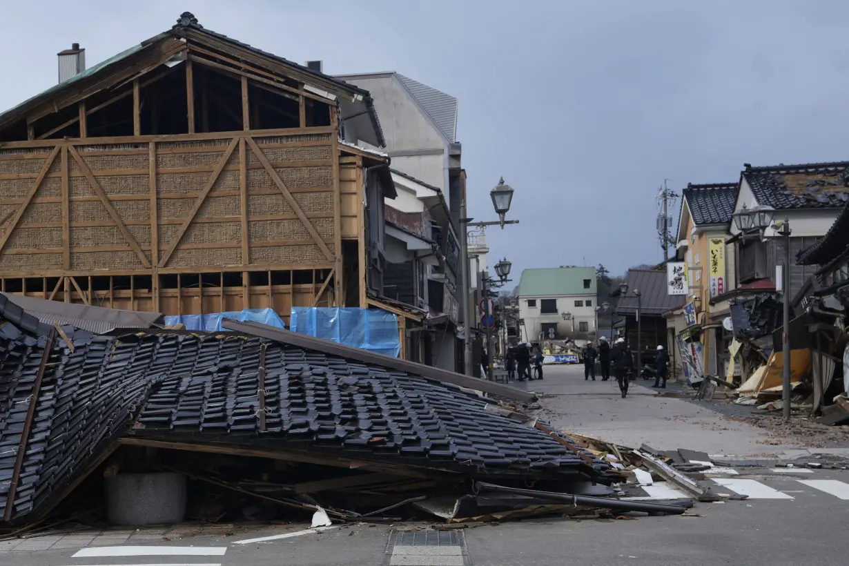 Some are leaving earthquake-rattled Wajima. But this Japanese fish seller is determined to rebuild