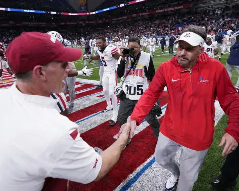 Washington hires Arizona's Jedd Fisch to be Huskies head coach, quickly replacing Kalen DeBoer