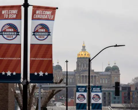 Gloves off, mittens on as Trump rivals go on attack in snowy Iowa