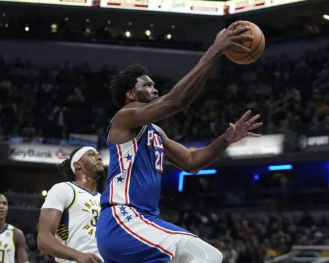 Joel Embiid misses 4th consecutive game in Denver as 76ers make him a late scratch with sore knee