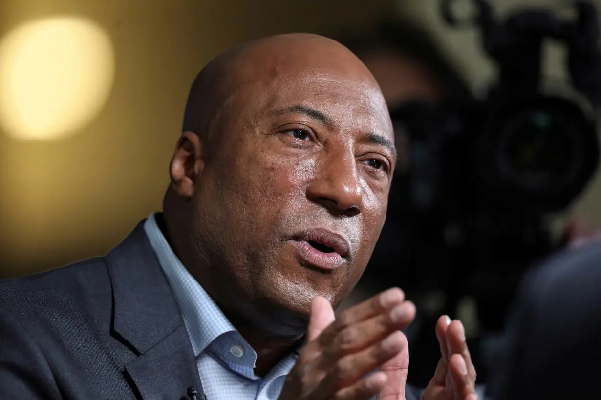 Byron Allen seeks television assets in Paramount bid - sources