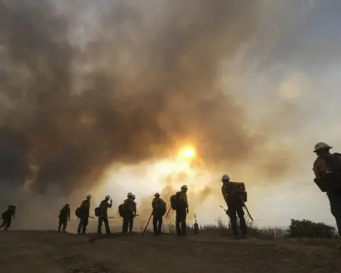 Extreme heat, wildfire smoke harm low-income and nonwhite communities the most, study finds