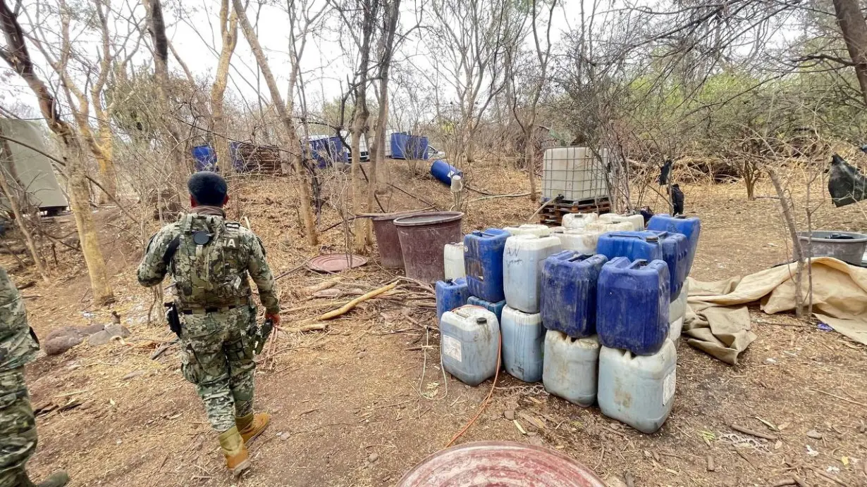 Mexican Navy seize drug lab producing synthetic drugs, in Sonora