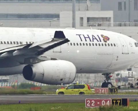 Thai Airways orders 45 Boeing 787s plus options -sources