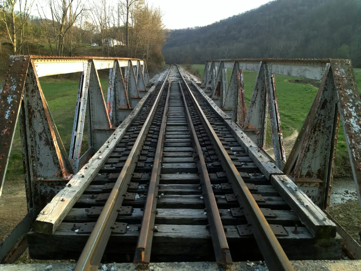 Carbon offsets bring new investment to Appalachia’s coal fields, but most Appalachians aren’t benefiting