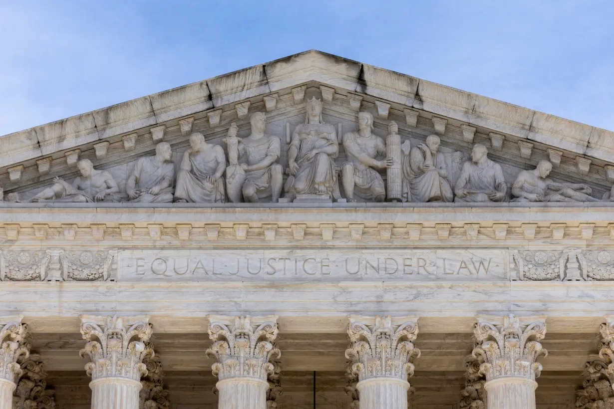 FILE PHOTO: U.S. Supreme Court in Washington