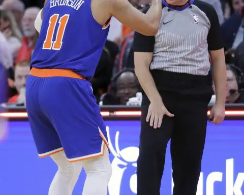 Knicks protesting loss in Houston that ended on foul call refs said was incorrect, AP source says