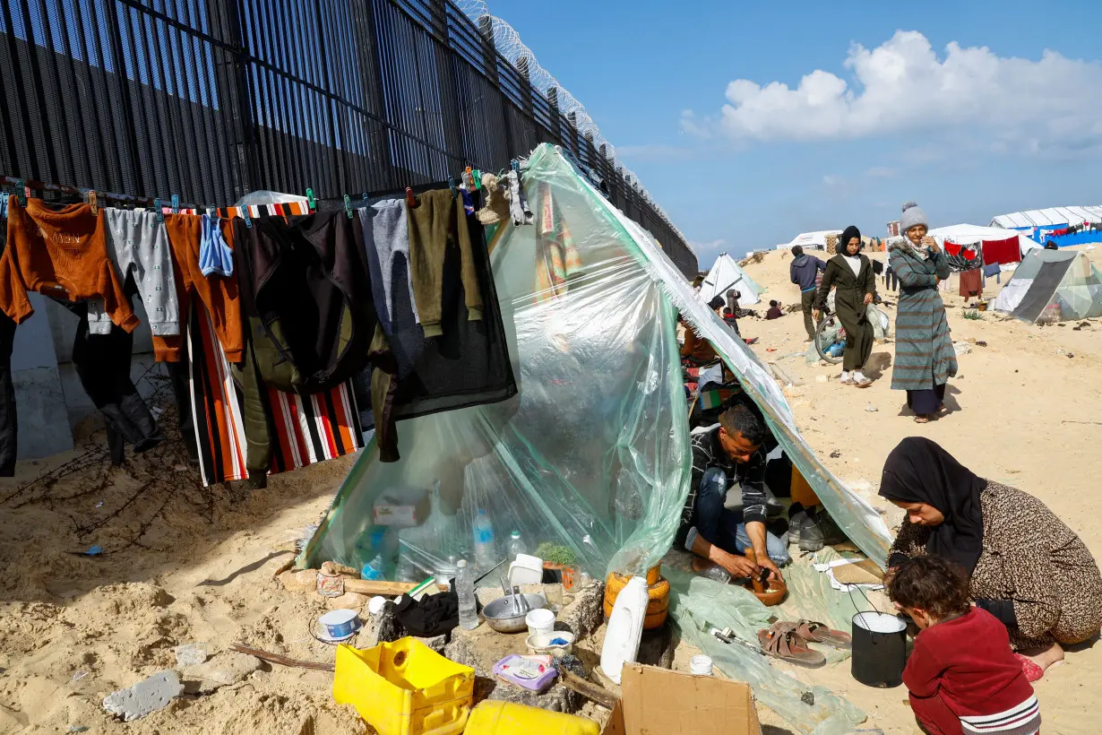 Israel strikes Rafah refugee camp, 22 killed, local health officials say