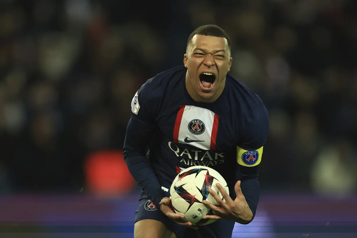 Soccer PSG Mbappe