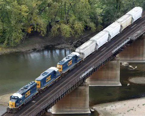 US railroad group wants to make tracking train cargo as easy as on Amazon