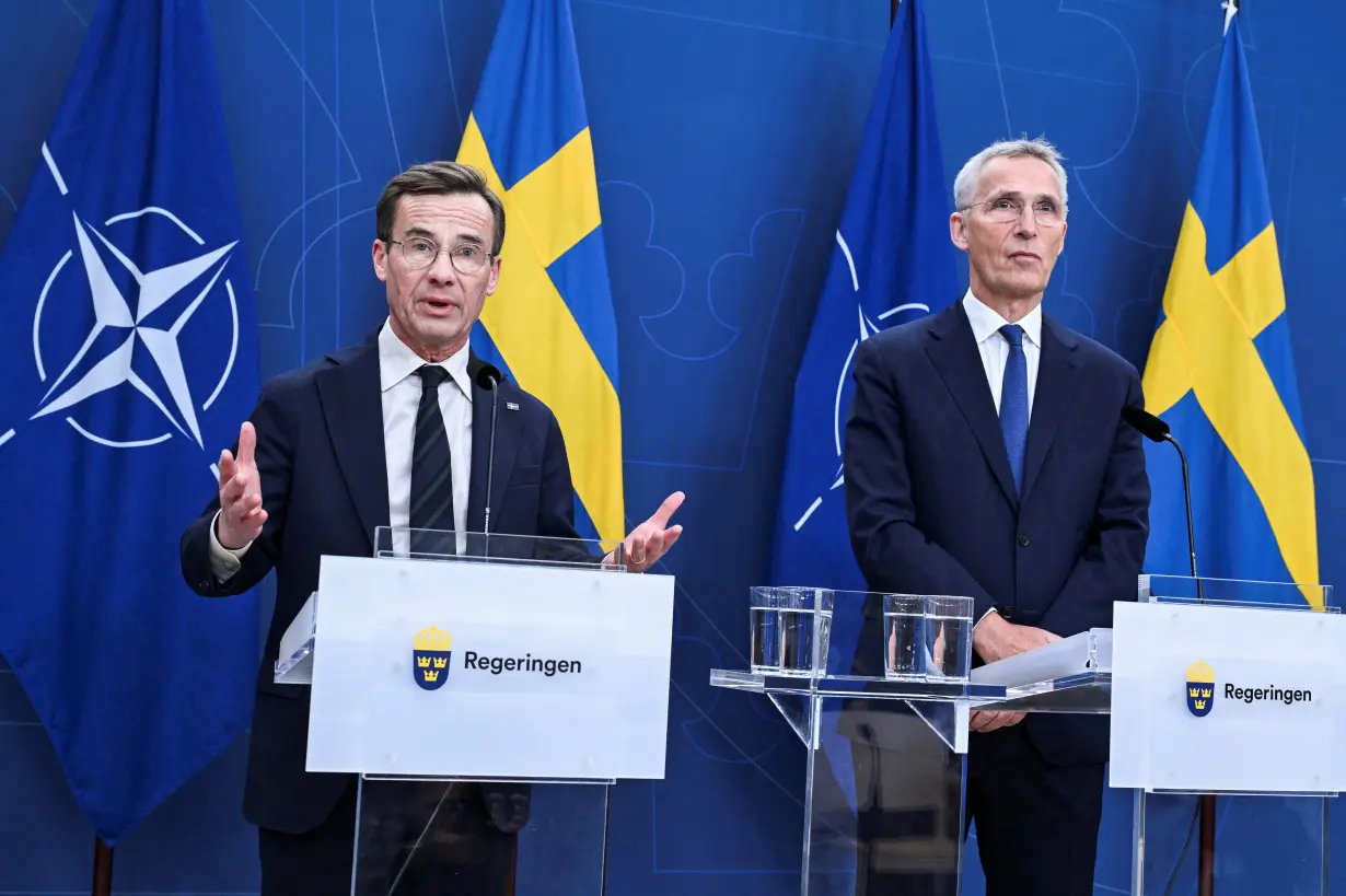 Swedish Prime Minister Kristersson and NATO Secretary General Stoltenberg hold a press conference in Stockholm