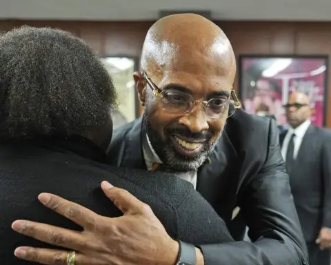 A Dallas pastor steps into Jesse Jackson's role as leader of his Rainbow PUSH Coalition