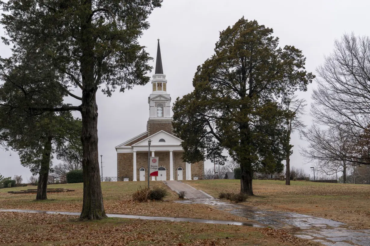 Oklahoma's oldest Native American school, Bacone College, is threatened by debts and disrepair