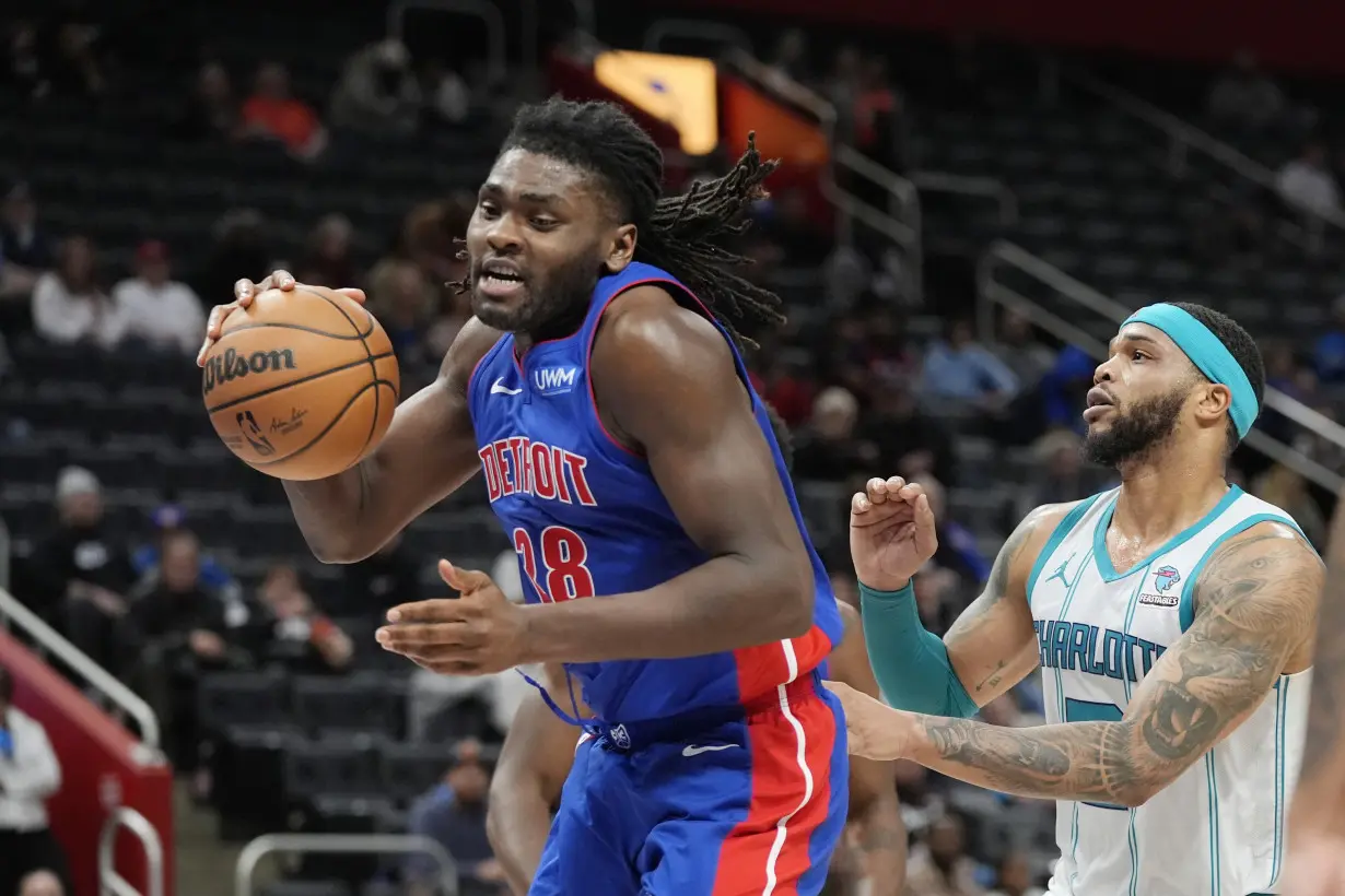 Suns' Eubanks says Pistons' Isaiah Stewart punched him during pregame altercation