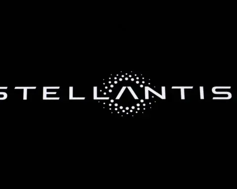 Stellantis operating profit down 10% in H2 due to N. America strikes