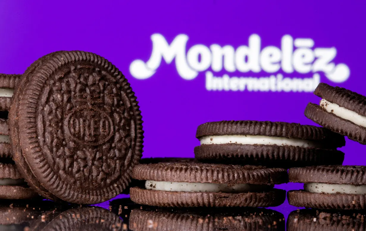 FILE PHOTO: Oreo biscuits are seen displayed displayed in front of Mondelez International logo in this illustration picture