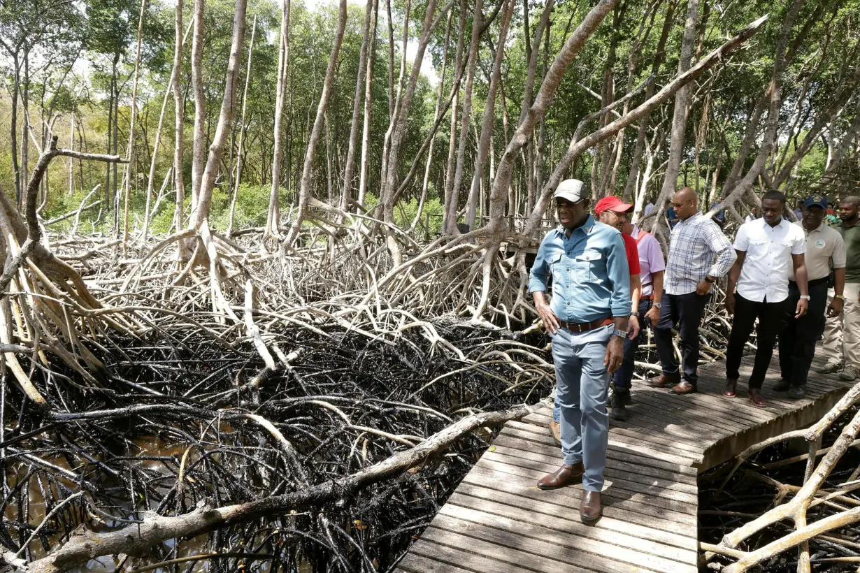 Oil spill in Tobago Island, Trinidad and Tobago