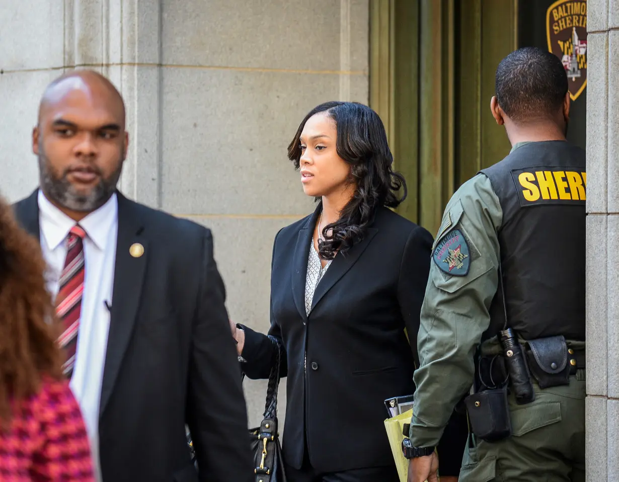 FILE PHOTO: Baltimore City State's Attorney Marilyn Mosby departs the courthouse on the first day of the Caesar Goodson trial in Baltimore