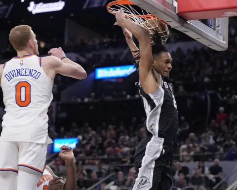 Wembanyama has 40 points, 20 rebounds, Spurs overcome Brunson's 61 points to edge Knicks in OT