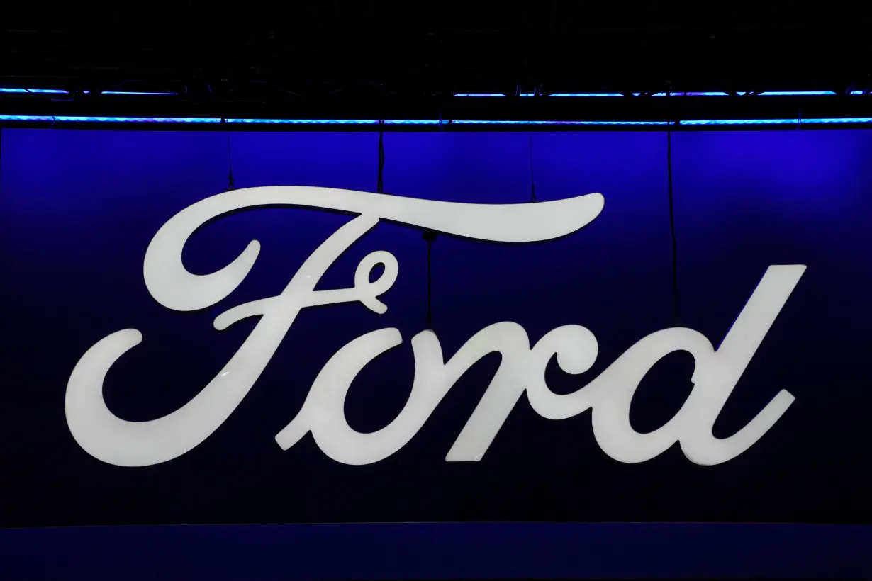 LA Post: Ford says it will make new SUV in Valencia