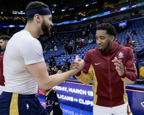 Cavs All-Star G Donovan Mitchell has broken nose fixed, team's leading scorer could be out for week