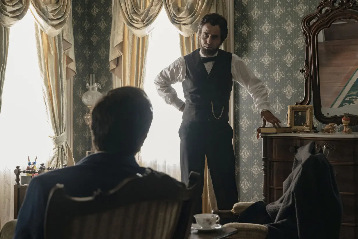 'Manhunt,' about hunt for John Wilkes Booth, may make you wish you paid attention in history class