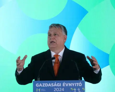 Hungary's PM Orban supports Trump after Florida meeting