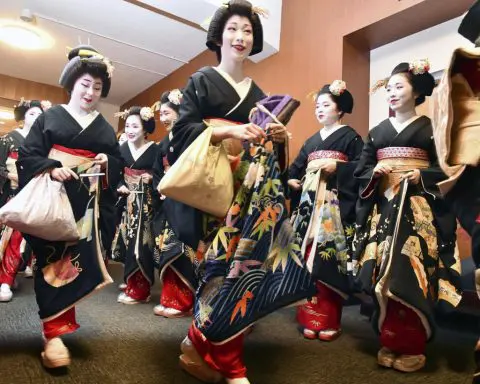 Kyoto's picturesque geisha district fights back against over-tourism with keep-out signs