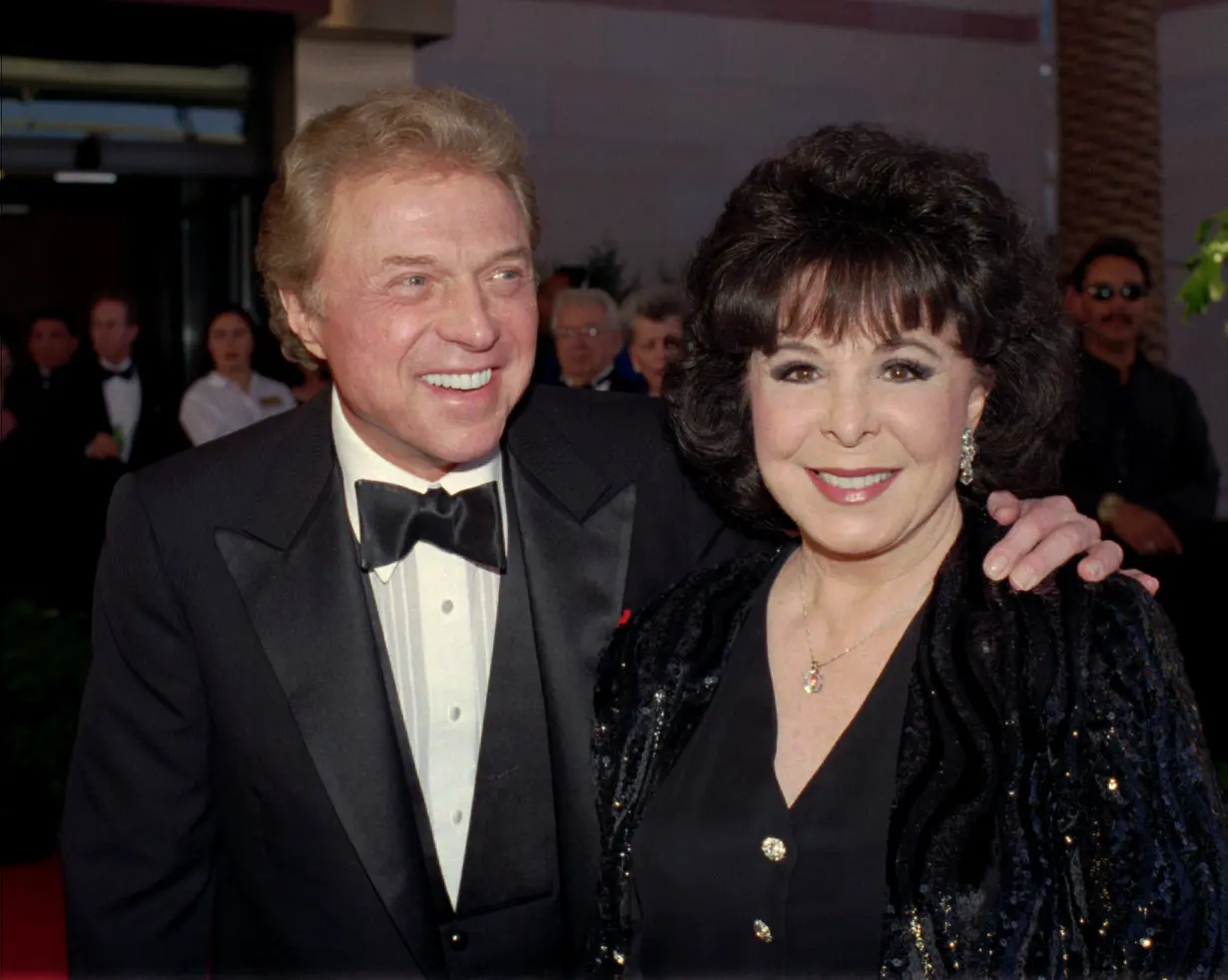 Obit Steve Lawrence